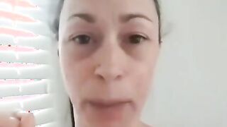 Karen's epic freak out had people shaking their head