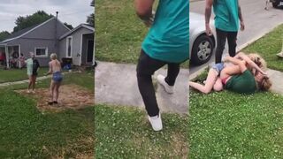 Girl fight shocks internet, did you notice it?