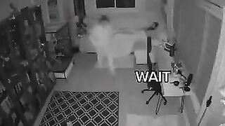 Woman sleepwalking on video has Internet freaking out