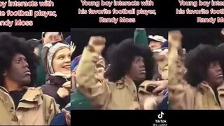 Randy Moss sees a Halloween mask of himself and loses it